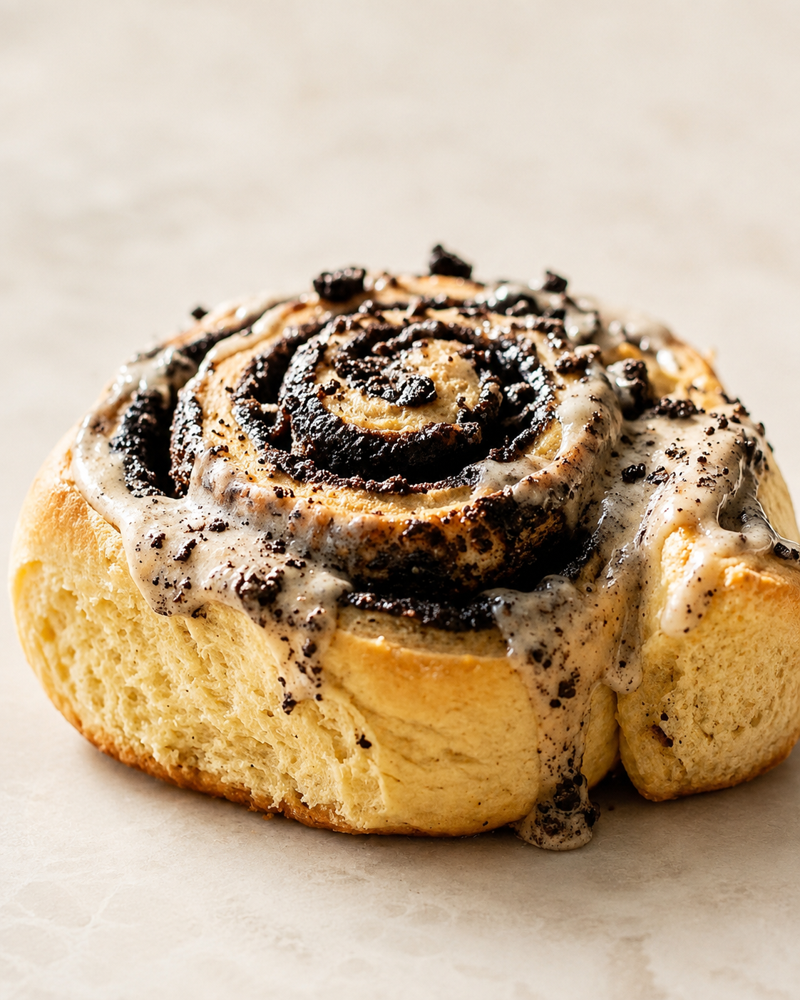 Cookie and cream cinnamon roll