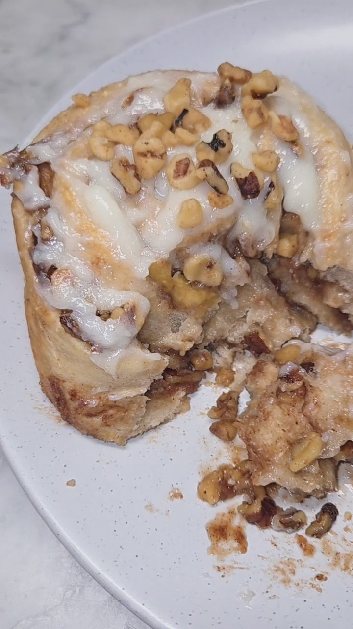 Brown butter Banana bread cinnamon roll with walnuts